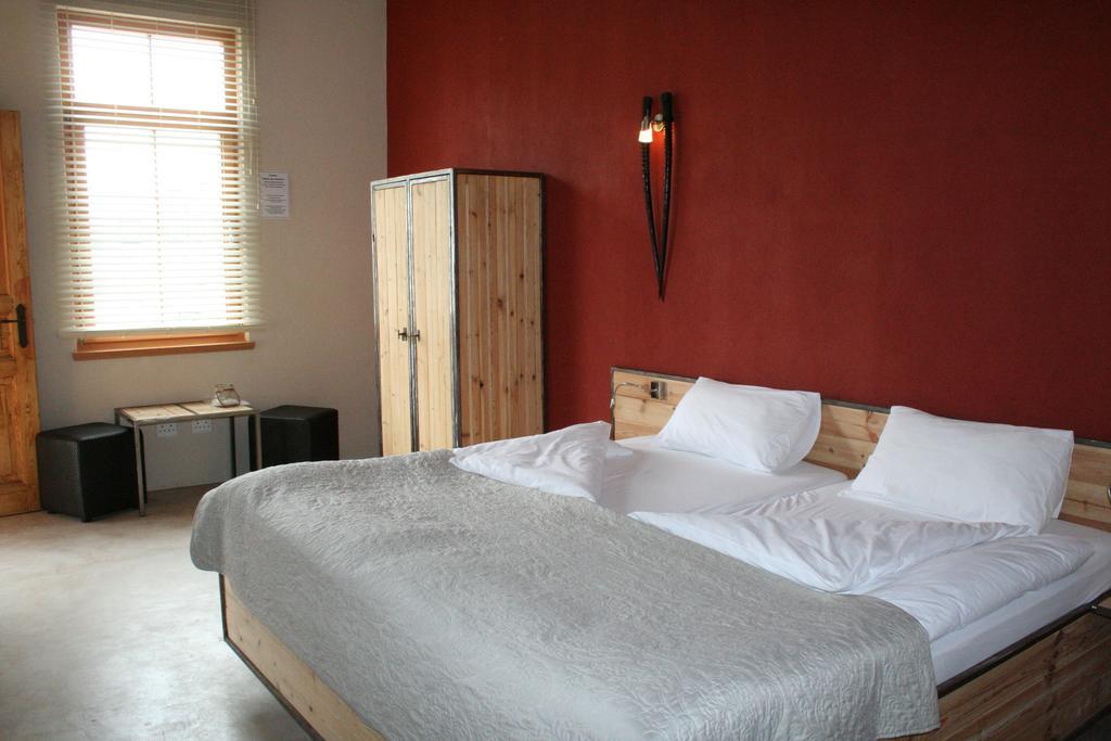 Superior Double or Twin Room Partial Sea View